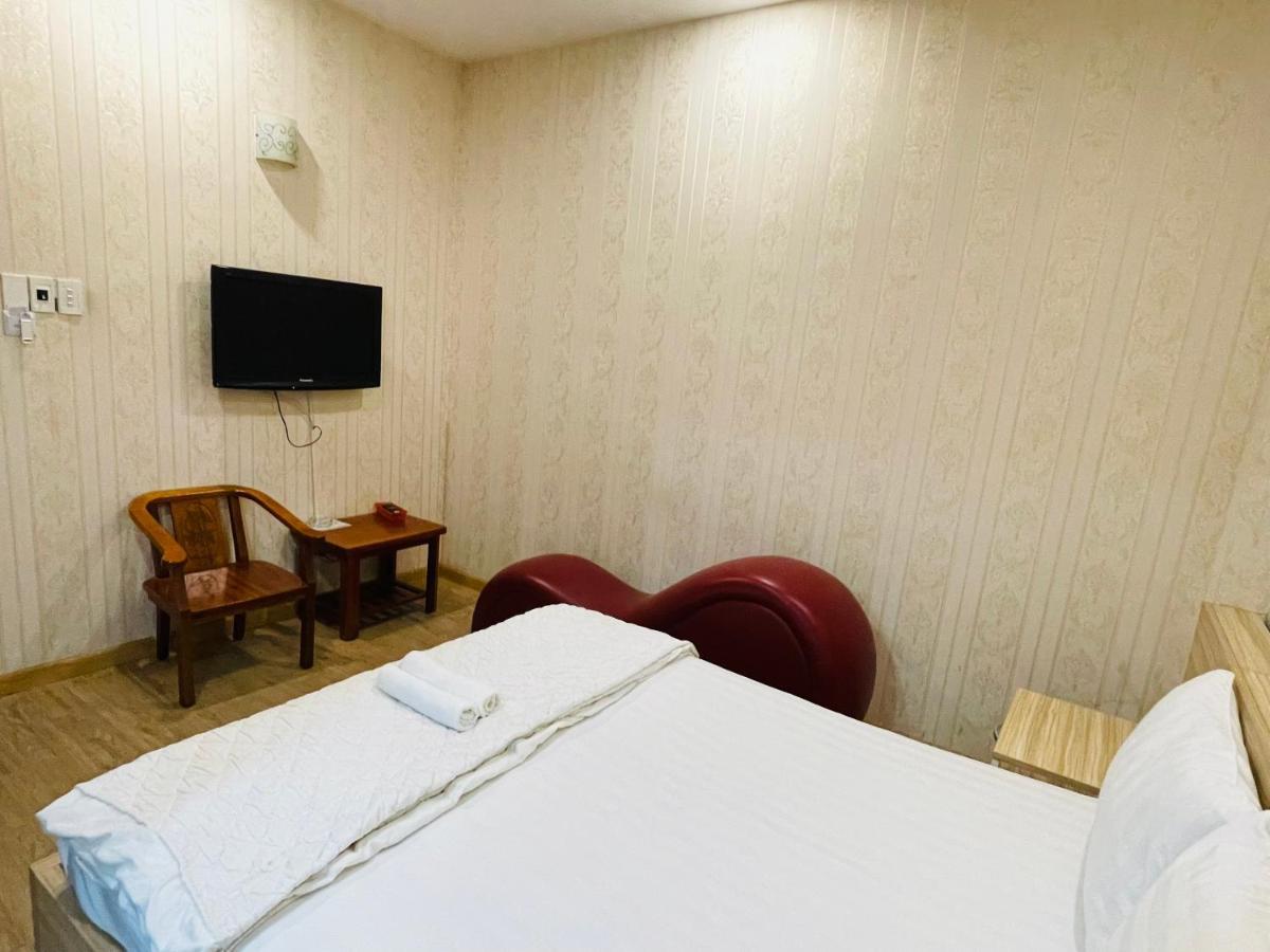 Hotel Quynh Anh Хошимин Екстериор снимка