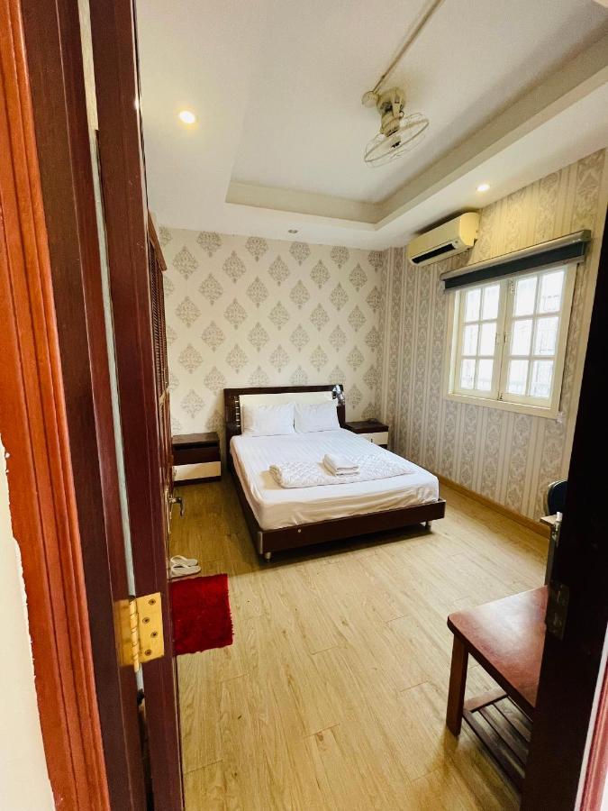 Hotel Quynh Anh Хошимин Екстериор снимка