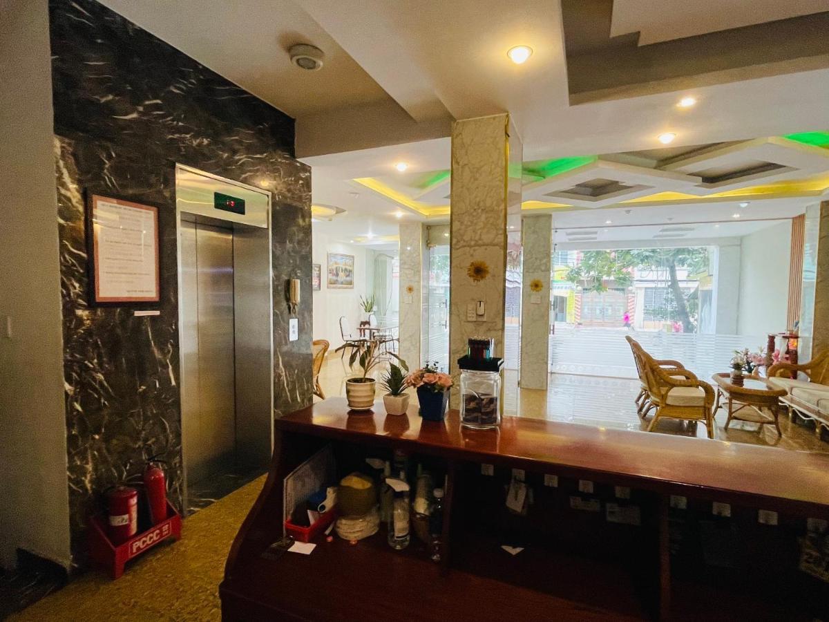 Hotel Quynh Anh Хошимин Екстериор снимка